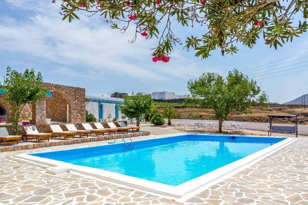 Zorbas Hotel Santorini Pýrgos Exterior foto